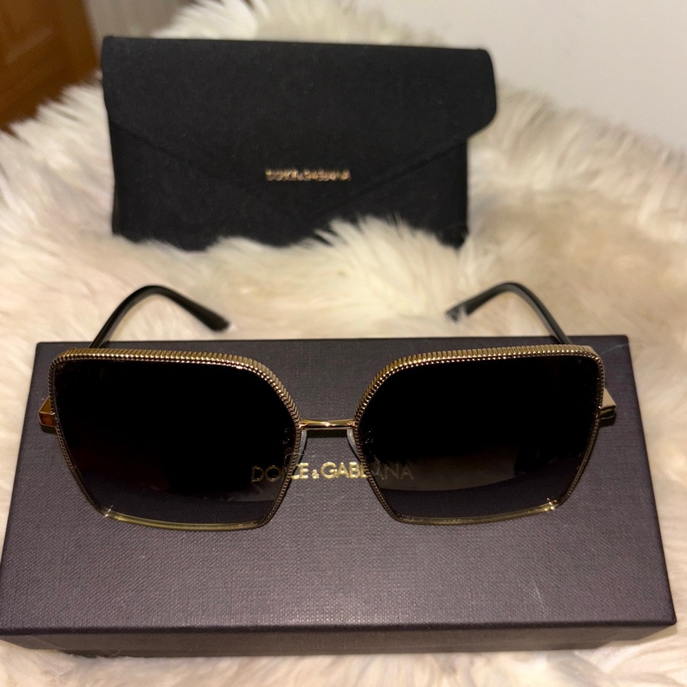 NWT Dolce & Gabbana Sunglasses